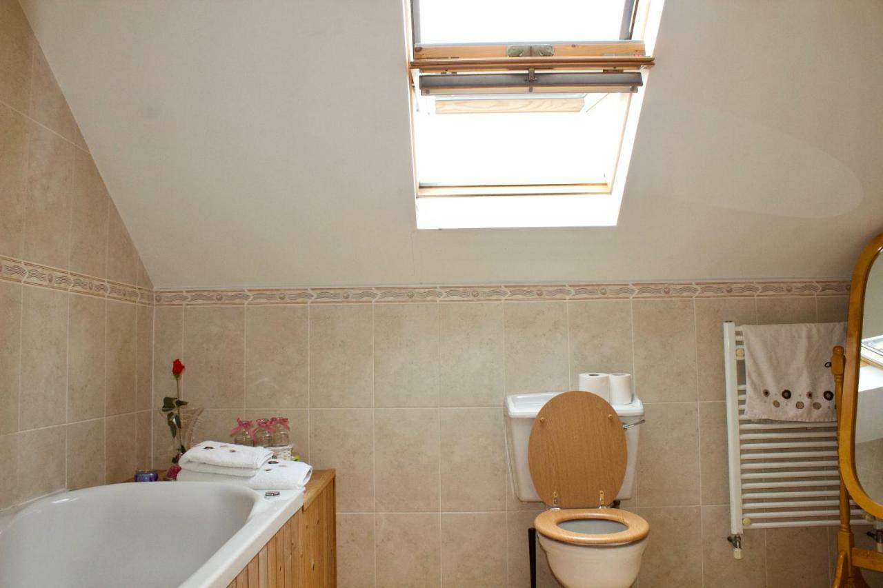 Cuas A' Gamhna Bed and Breakfast Clynacartan Εξωτερικό φωτογραφία